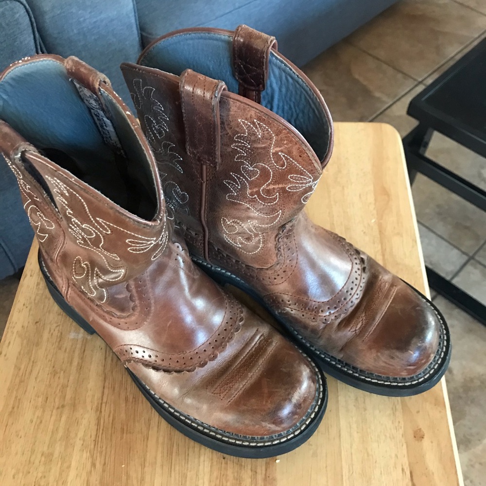 Ariat fat baby brown women’s boots